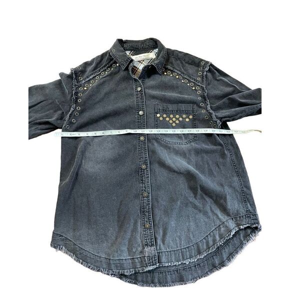 Free People We the Free Studded Button
Down Shirt size XS washed black - Picture 5 of 8